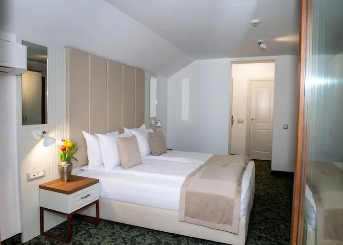 Agora Boutique Sofía