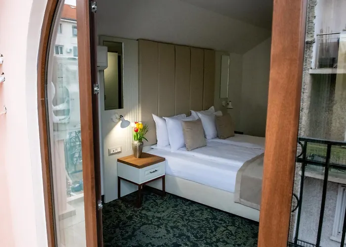 Agora Boutique Sofía