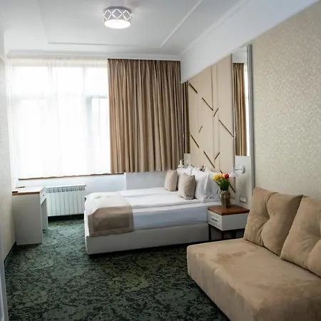 Hotel Agora Boutique 3*