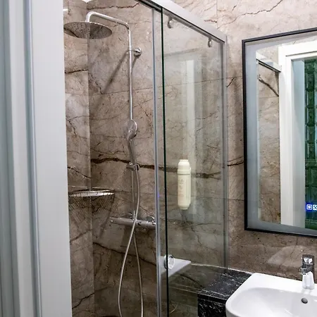 Agora' Boutique Hotel *