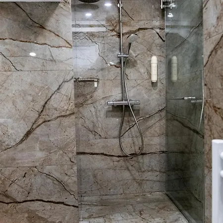 فندق Agora Boutique