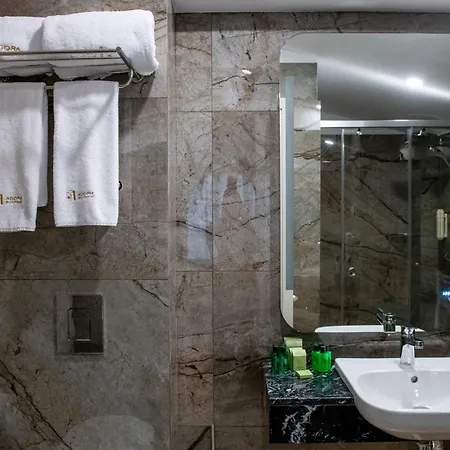 Agora Boutique 3*