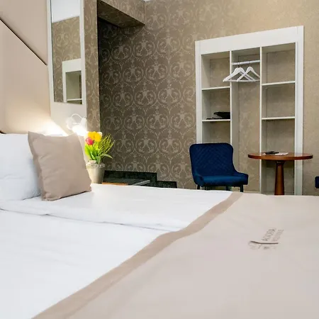 Agora Boutique Hotel 3*
