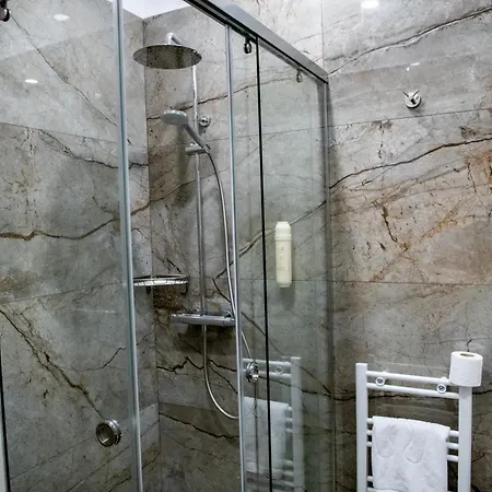 فندق Agora Boutique