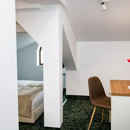 Hotel Agora Boutique 3*